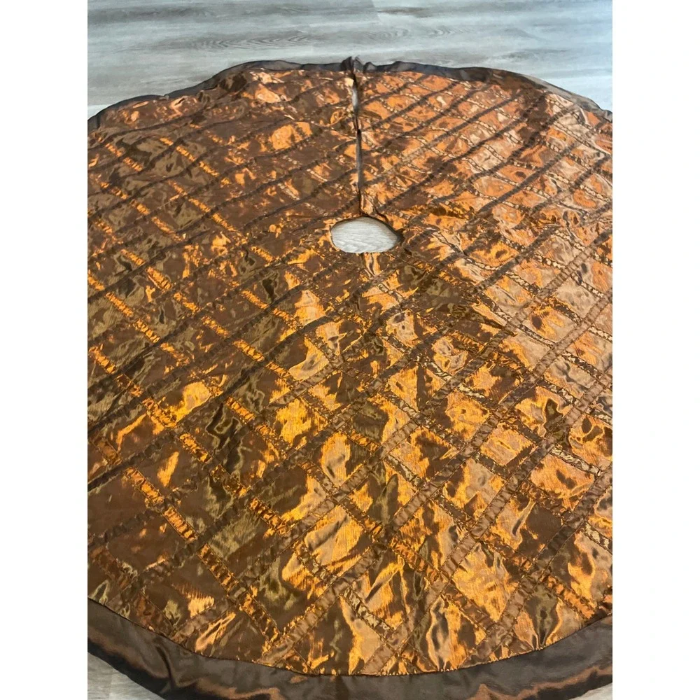 Bronze Metallic Quilted Taffeta Christmas Tree Skirt 47